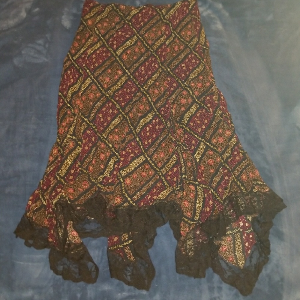 Asymmetrical skirt